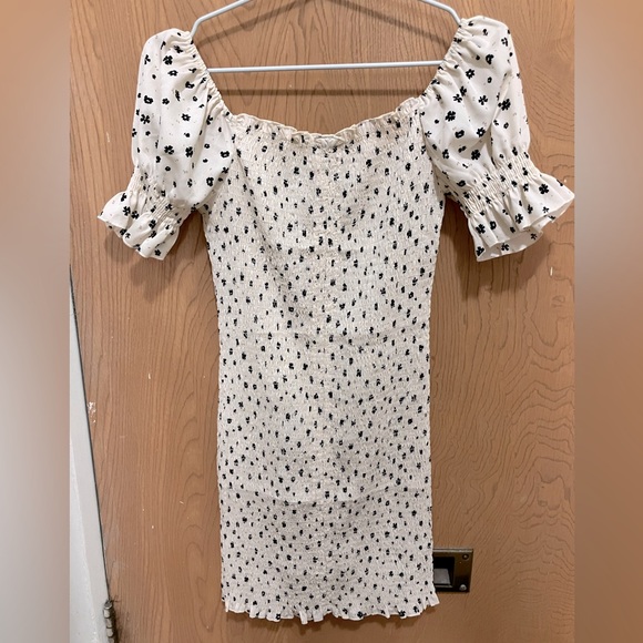 Floral shirred cottagecore dress, women’s small - Picture 2 of 3